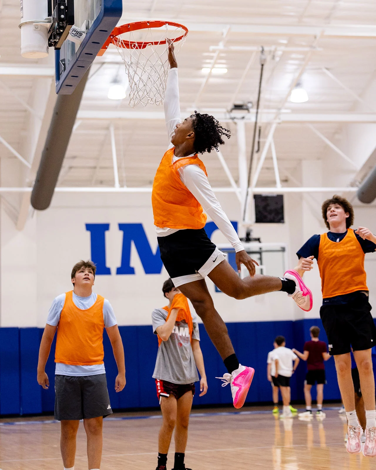 IMGアカデミー 男子バスケットボール 短期キャンプ